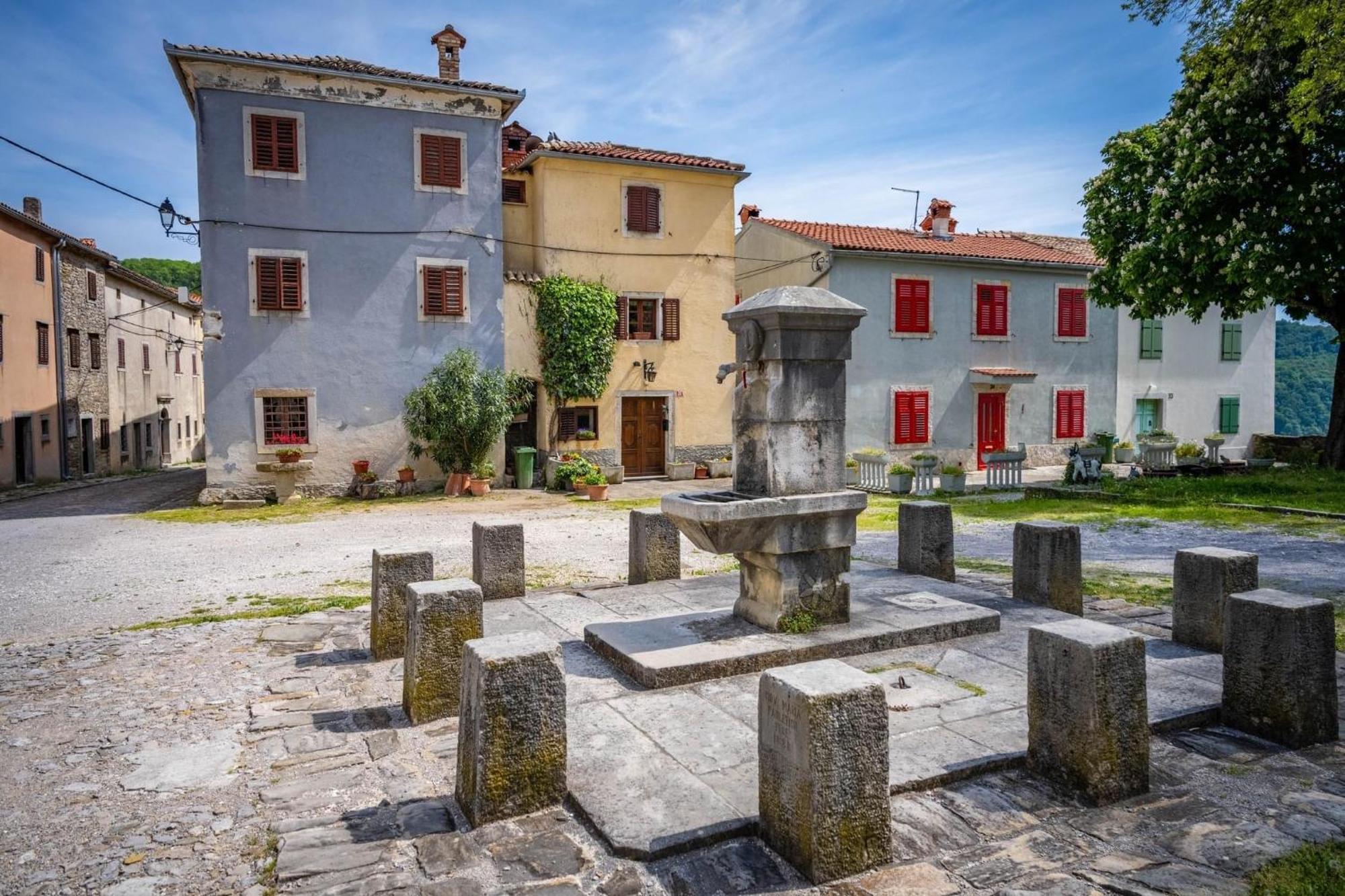 Casa Stella Villa Draguc Buitenkant foto